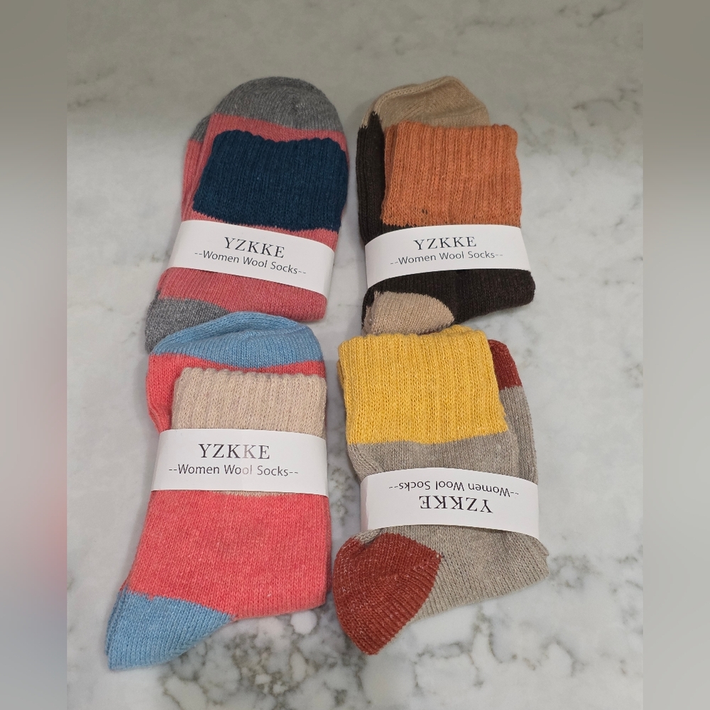 Brand New Womens Multi-colored Yzkke Wool Socks 4 Pairs